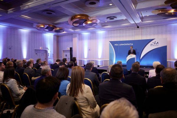 Μητσοτάκης: «Πότε ξανά δεύτερη φορά στην συμφορά – Καήκαμε το 2015»