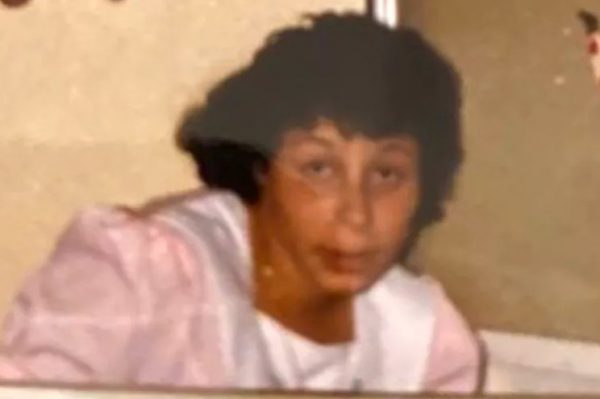 Αναγνωρίστηκε 30 χρόνια μετά την άγρια δολοφονία – Το σκίτσο του υπόπτου και τα ερωτήματα για τα δύο κοριτσάκια της