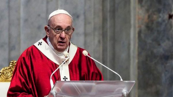 Πάπας Φραγκίσκος: Το αξίωμα είναι διά βίου, οι παραιτήσεις δεν θα πρέπει να γίνουν «συνήθεια»