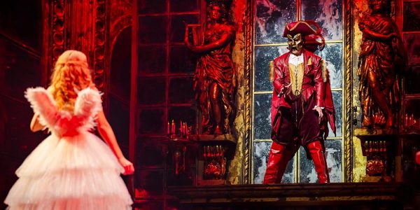 «Φάντασμα της Όπερας»: Τρομακτικό, σύγχρονο και πάντα γοητευτικό – Η παράσταση θρύλος επέστρεψε στην Ελλάδα