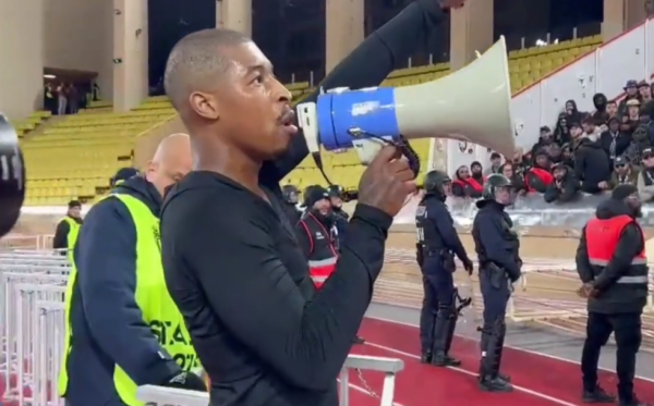 Ο Κιμπεπέ πήρε την… ντουντούκα για ν’ απολογηθεί στους οπαδούς της Παρί