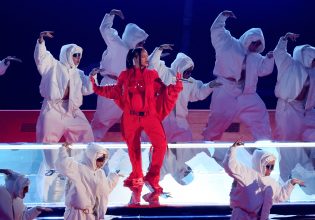 Αυτό είναι το «τέλειο μωρό» της Ριάνα – Η εντυπωσιακή φωτογράφιση στη Vogue