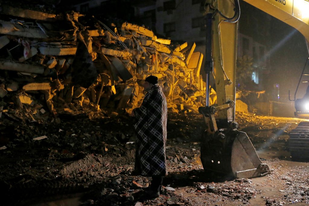 Σεισμός: Τι ανέβασαν οι αυτόπτες μάρτυρες της καταστροφής στα social media