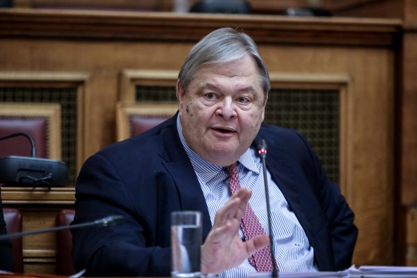 Βενιζέλος: Ο πόλεμος στην Ουκρανία θα τελειώσει με ήττα του Πούτιν