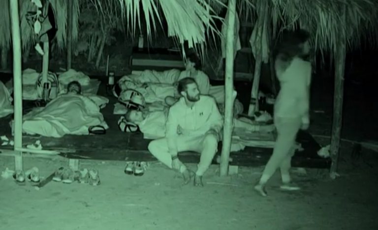 Survivor: Η Μεταξά έπιασε στα πράσα Βασάλο – Ρουμελιώτη
