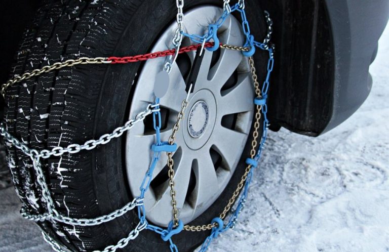 Κακοκαιρία Μπάρμπαρα: Απαγορεύεται η κυκλοφορία φορτηγών στην Εθνική – Πού χρειάζονται αλυσίδες