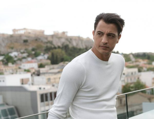 Δήμος Αναστασιάδης: «Την φλέρταρα και μου αποκάλυψε πως κάποτε είχαμε δεσμό» – Σε ποια γυναίκα αναφέρεται ο τραγουδιστής