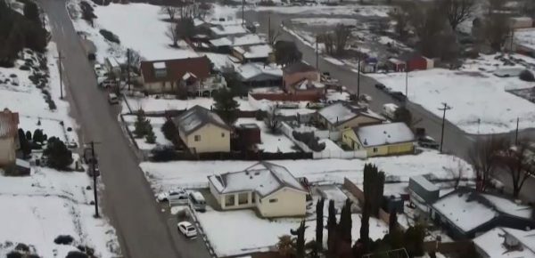 ΗΠΑ: Σπάνια χιονοκαταιγίδα πλήττει την Καλιφόρνια