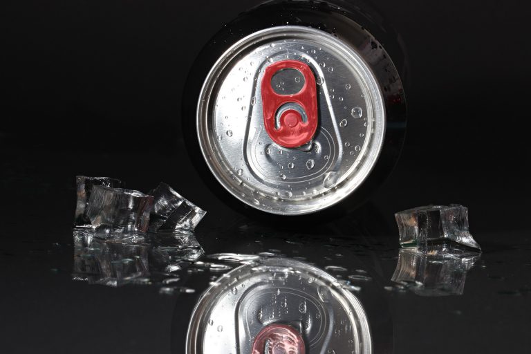 Έρευνα: Αυτά τα αναψυκτικά μπορεί να αυξήσουν την τεστοστερόνη και το μέγεθος των όρχεων