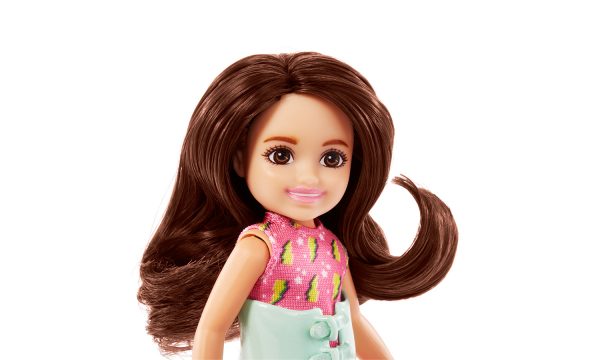 Chelsea: Η πρώτη Barbie με σκολίωση