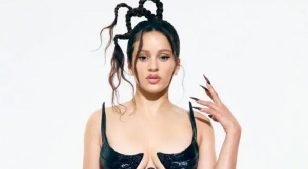 H Ισπανίδα superstar Rosalía πρώτη φορά στην Αθήνα για το Release Athens