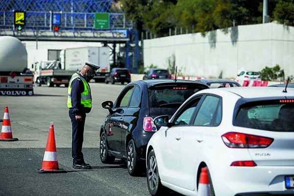 Καθαρά Δευτέρα: Κορυφώνεται η έξοδος των εκδρομέων – Χωρίς προβλήματα οι δρόμοι