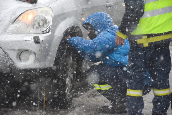 Αντιολισθητικές αλυσίδες: Αίρεται η υποχρέωση εφοδιασμού για την Αττική