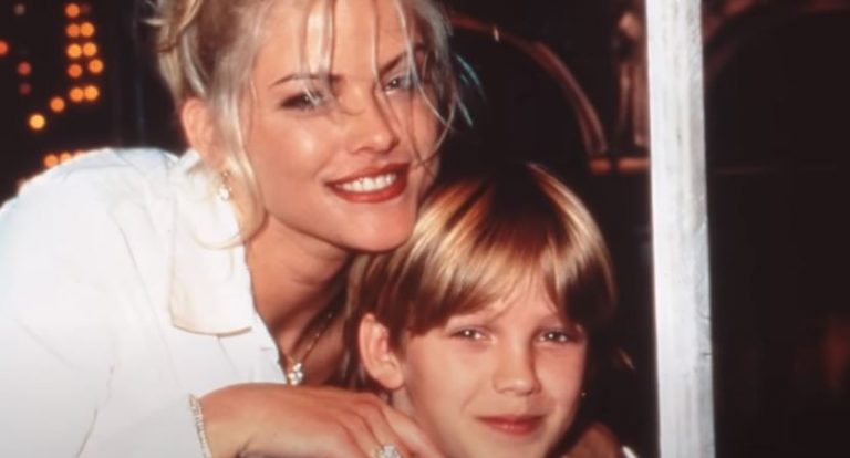 Η Άννα Νικόλ Σμιθ πέθανε με τον ίδιο τρόπο που πέθανε και ο γιος της – Και αυτό δεν είναι τυχαίο