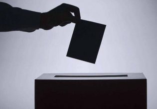 Πώς θα ανακοινωθεί η ημερομηνία των εκλογών; Το μπαράζ περιοδειών και… στο βάθος ένα Υπουργικό