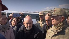 Σεισμός Τουρκία: Το ευχαριστώ τούρκου διασώστη στην ΕΜΑΚ – «Ευτυχώς που υπάρχετε»