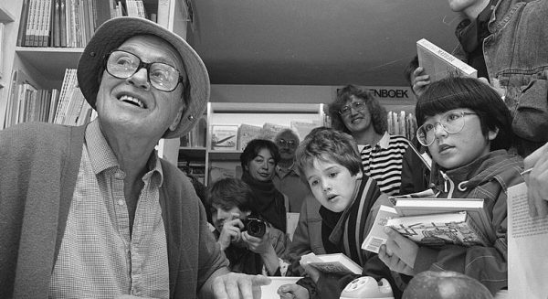 Οι αλλαγές στα κλασικά, παιδικά βιβλία του Ρόαλντ Νταλ προκαλούν διαμάχη για τη λογοκρισία