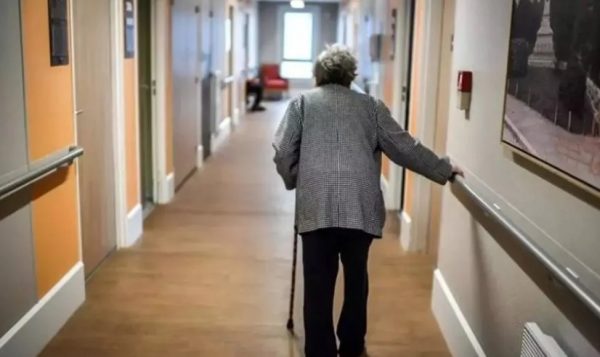 Κορυδαλλός: Σοκάρουν οι καταγγελίες για το γηροκομείο – κολαστήριο