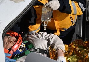 Σεισμός στην Τουρκία: Η 17χρονη Αλέινα διασώθηκε μετά από σχεδόν 250 ώρες στα ερείπια