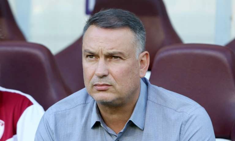 Ενας προπονητής ειδικών αποστολών