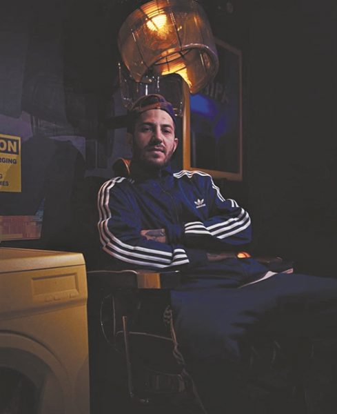 Tiny Jackal (Θανάσης Περάκης): «Οταν ο γιος μου με ρωτήσει γιατί τον λένε Παύλο…»