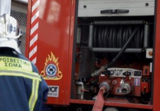 Σέρρες: 88χρονη βρέθηκε νεκρή σε οικόπεδο που είχε πάρει φωτιά