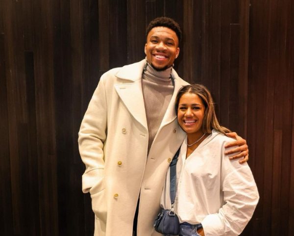 Γιάννης Αντετοκούνμπο: Eρωτευμένος με τη σύντροφο του