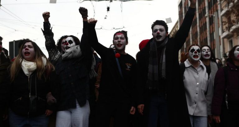 Καλλιτέχνες: Επιφυλάσσονται για την ΚΥΑ – Πότε εκδικάζεται στο ΣτΕ η αίτηση ακύρωσης του ΠΔ