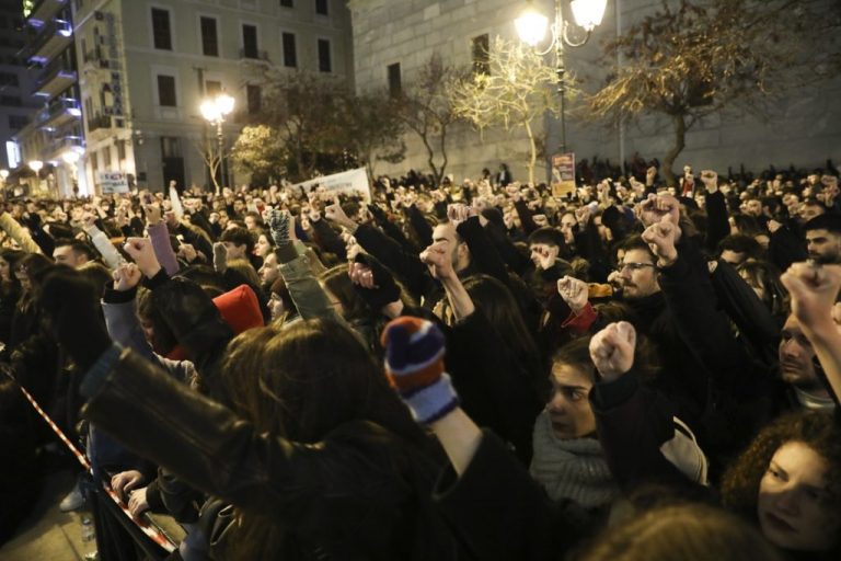 Σία Αναγνωστοπούλου: «Καλούμε τον κ. Μητσοτάκη να μην επιχειρήσει, για άλλη μια φορά, να εξαπατήσει τους καλλιτέχνες»