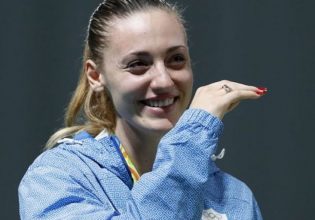 Άννα Κορακάκη: «Είναι κάτι τραυματικό – Αν δεν το ζήσεις, δεν μπορείς να το καταλάβεις»