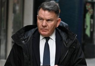 Αλέξης Κούγιας: Από τον Δασκαλάκη στο Λαζόπουλο και μετά στο Μπιμπίλα