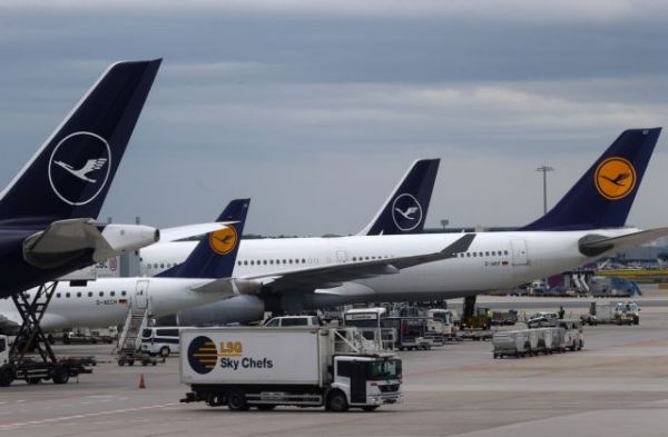Lufthansa: Σε αναβρασμό τα αεροδρόμια - Μετά την βλάβη, έρχονται οι απεργίες...