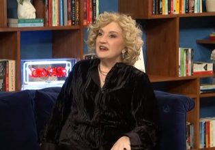 Υρώ Μανέ: «Έπαιζα στα “Εγκλήματα” μέχρι τον έκτο μήνα της εγκυμοσύνης μου»