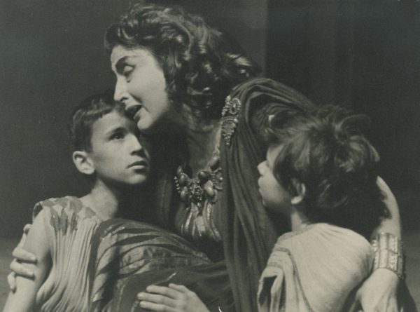 Ευριπίδης: Η πάλη ανάμεσα στο παλαιό και στο νέο (Μέρος Θ’)