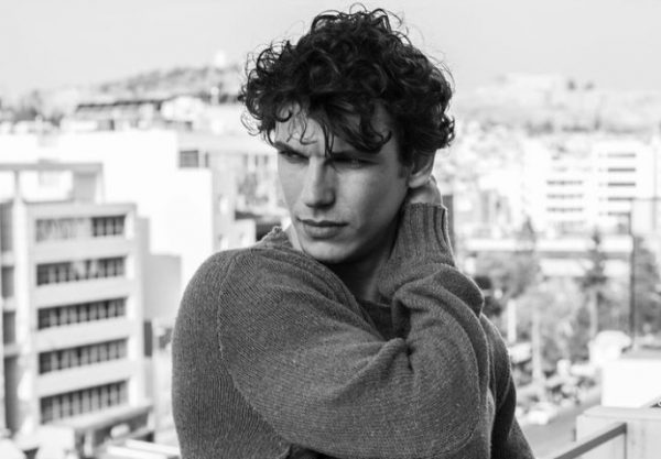 Βασίλης Μίχας: «Βρέθηκα σε φυλακή στην Κίνα, γιατί δεν μπόρεσα να συγκρατηθώ»