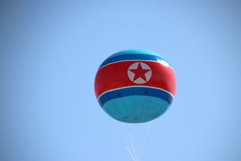 Νότια Κορέα: Μετά το θρίλερ στις ΗΠΑ βρέθηκε αντιμέτωπη με μπαλόνι της Βόρειας Κορέας