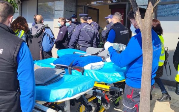 Στο Γηροκομείο Αθηνών μεταφέρθηκαν ηλικιωμένοι του γηροκομείου στον Κορυδαλλό