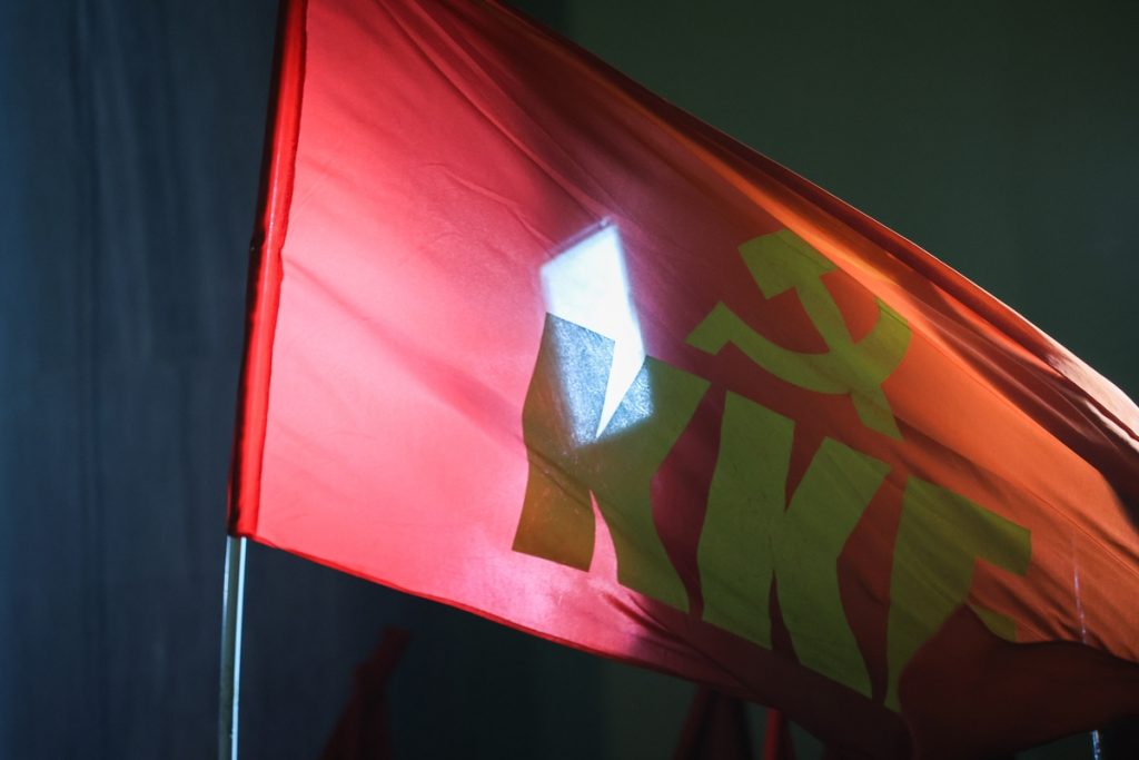 Τέμπη: «Καμία κυβέρνηση να μην μείνει εκτός κάδρου» λέει το ΚΚΕ