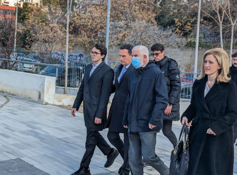 Πέτρος Φιλιππίδης: Το in live στη δίκη του ηθοποιού – Η απόφαση και οι αντιδράσεις