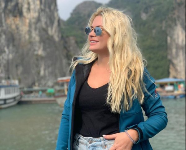 Ολγα Πολίτη: Οι «απειλές δεν με φοβίζουν», λέει για τους εκβιασμούς με τις γυμνές φωτογραφίες