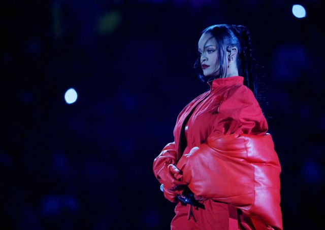 Rihanna: Θα τραγουδήσει στην τελετή των Όσκαρ - Υποψήφιο το «Lift Me Up»