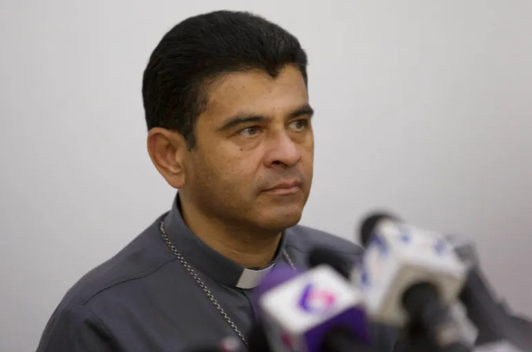 Νικαράγουα: 26 χρόνια κάθειρξη στον καθολικό επίσκοπο - Επικοινωνία Μπλίνκεν με Μονκάδα