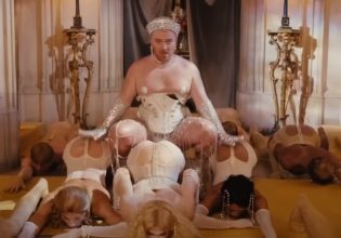 Sam Smith: Ο queer icon της εποχής προκαλεί σάλο με το καινούργιο βίντεο κλιπ