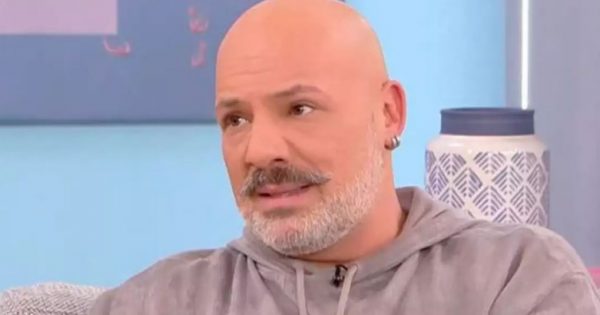 Νίκος Μουτσινάς: «Γιατί μίλησα ανοιχτά για τη σεξουαλική μου ταυτότητα»