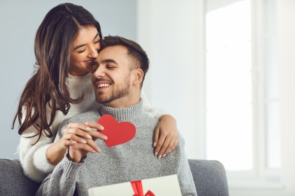 Αγίου Βαλεντίνου: 4 tips για μια αξέχαστη γιορτή των ερωτευμένων