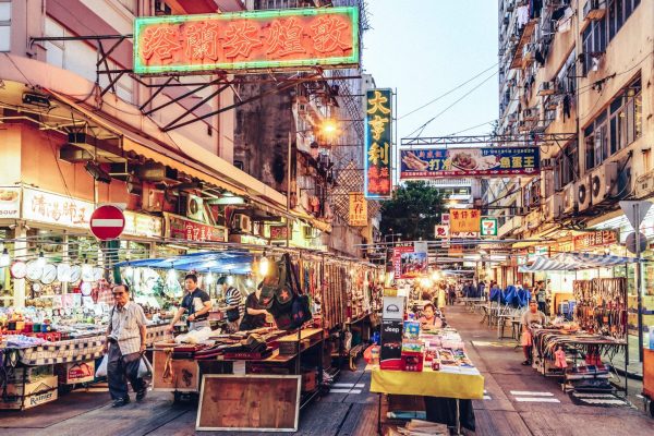 Χονγκ Κονγκ: Έφοδος σε κατάστημα που πωλούσε κρέας σκύλου και γάτας