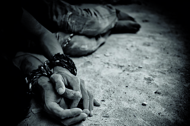 Trafficking: Εξαρθρώθηκε κύκλωμα στην Αθήνα - Κρατούσε φυλακισμένες 20 γυναίκες σε ξενοδοχείο