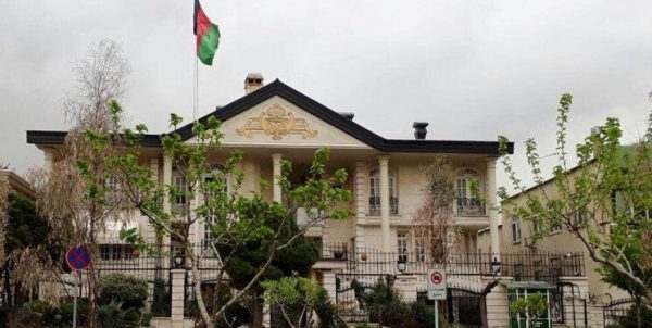 Αφγανιστάν: Οι Ταλιμπάν ανακοινώνουν ότι παίρνουν τον έλεγχο της πρεσβείας στο Ιράν