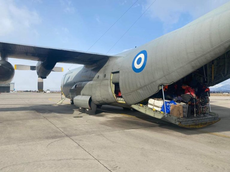 Γιατί ξεμείναμε από μεταγωγικά C-130