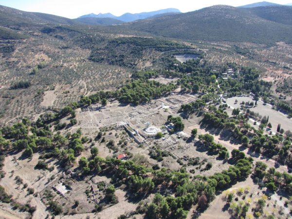 Ενισχύει την προσβασιμότητα στο Ασκληπιείο, ο Δήμος Επιδαύρου